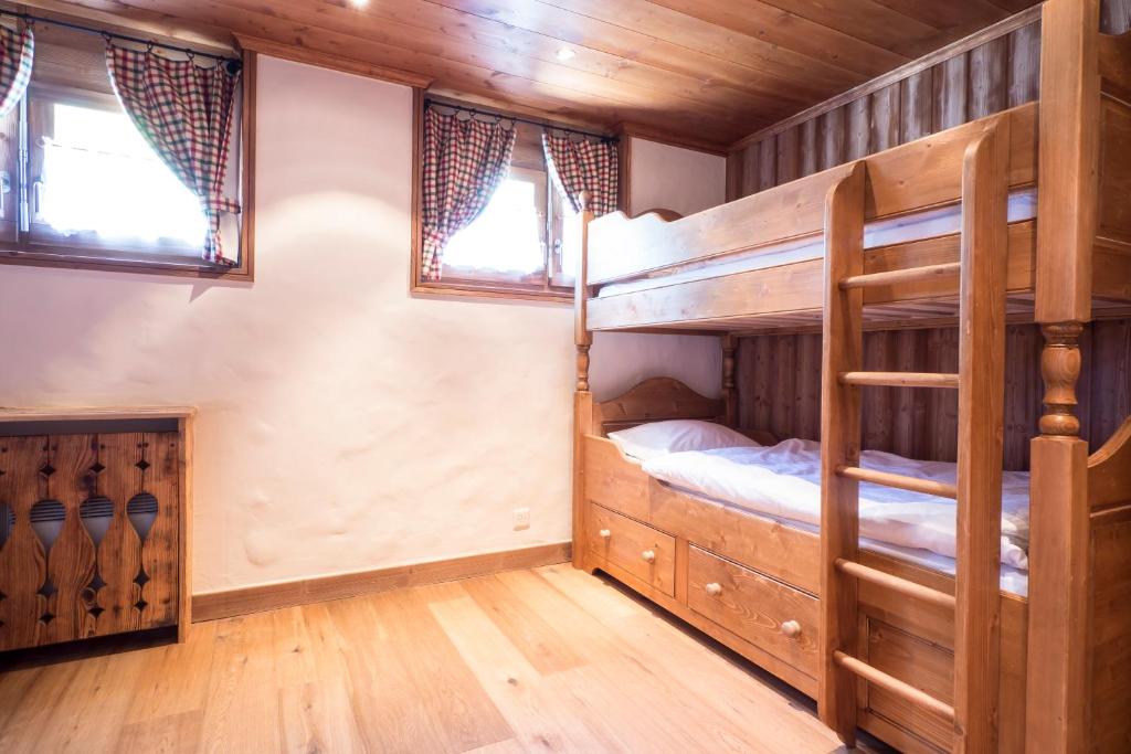 Orchis room 6